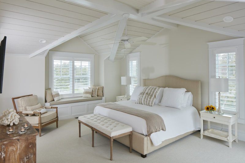 12 Guest Room Essentials That Make Visitors Feel at Home | Marnie's Notebook