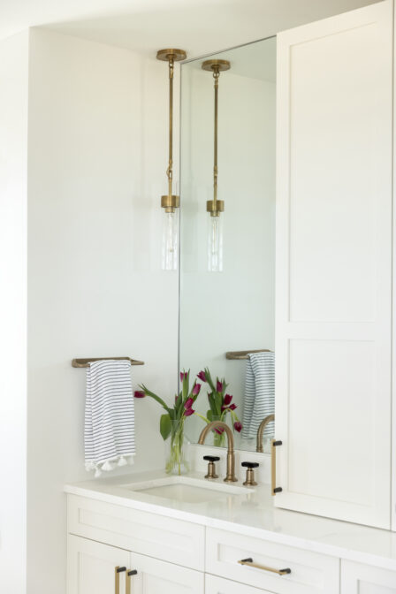 Kinney_Int_Lifestyle_BthRm_P240129 Featured image