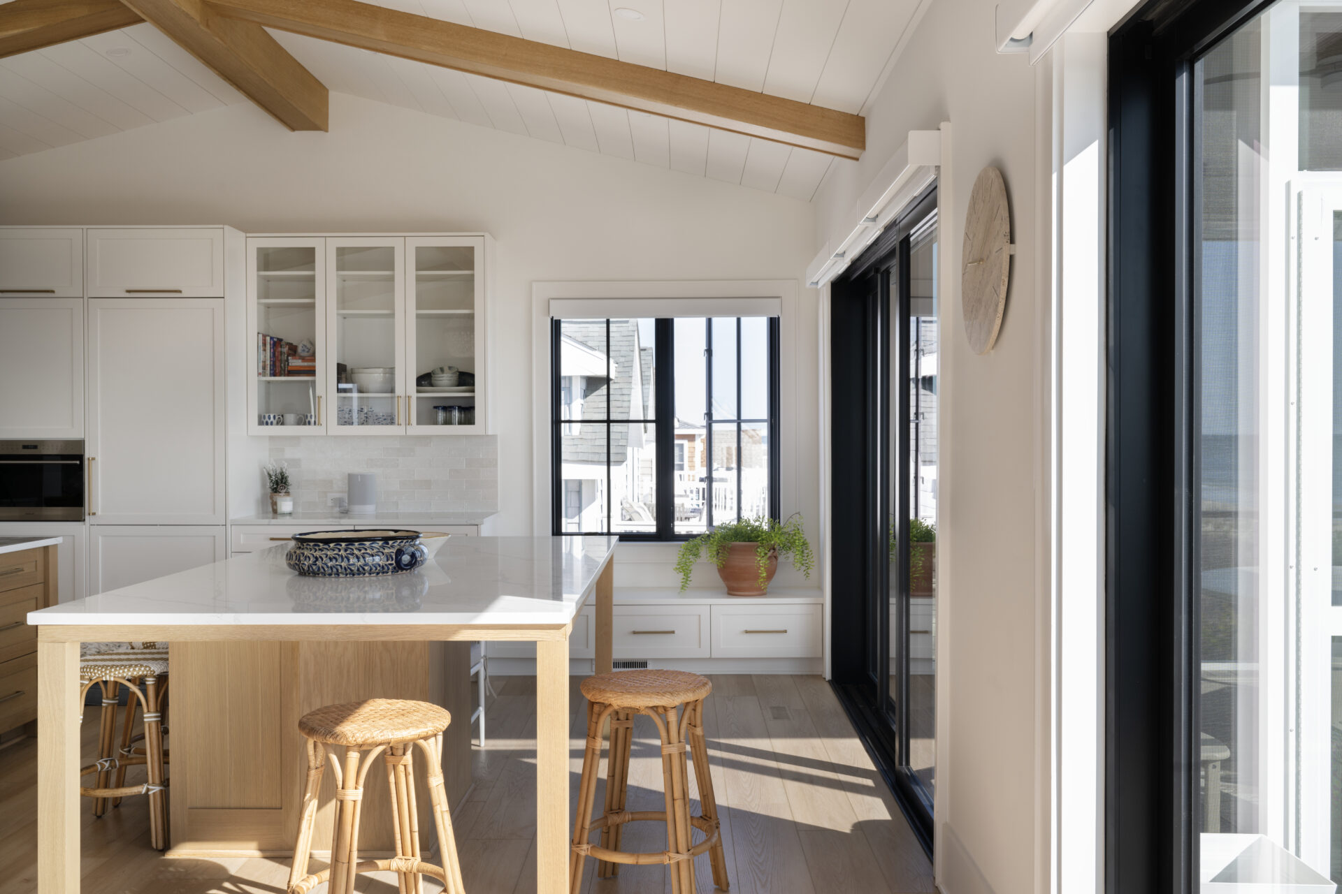 Kinney featuring Elevate and Modern product P240129 Featured Image